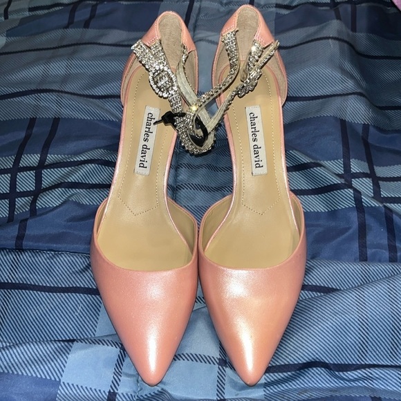 NWOT Charles David Women's Acker Pump 8.5 pink/ rhinestones - Picture 9 of 9